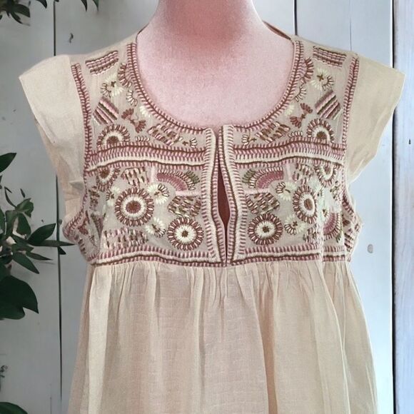 LUCKY BRAND NWT EMBROIDERED SHORT SLEEVE PEASANT TOP BLOUSE MEDIUM - Picture 4 of 9